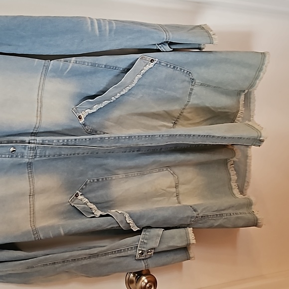 ADORABLE RILEY LONG DISTRESSED JACKET/ DRESS - Picture 5 of 12